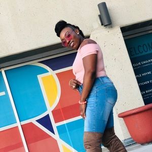 Meet your Posher, Lateisha